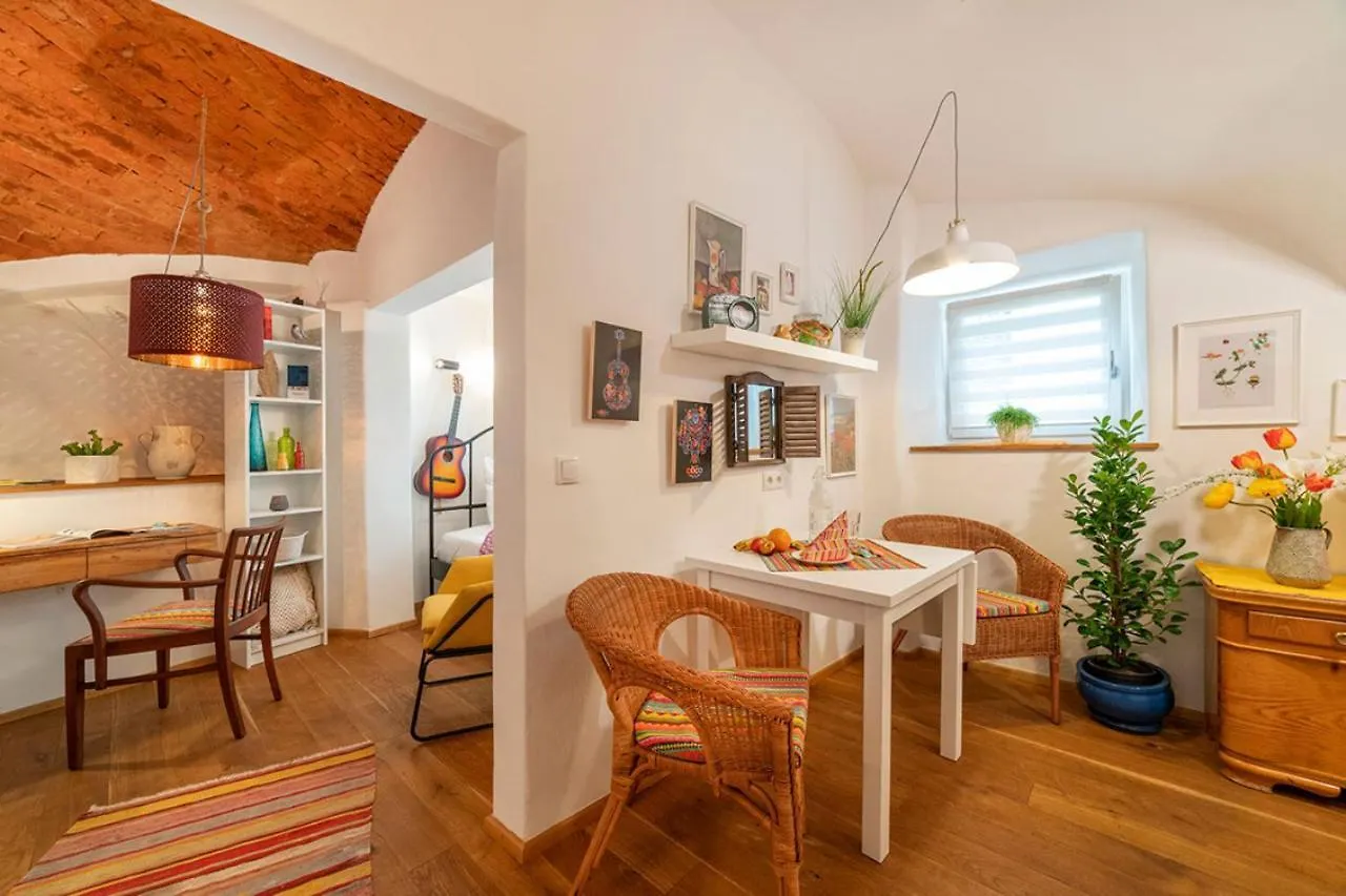 Roomerie Im Zentrum Sulzbach-Rosenberg Apartment